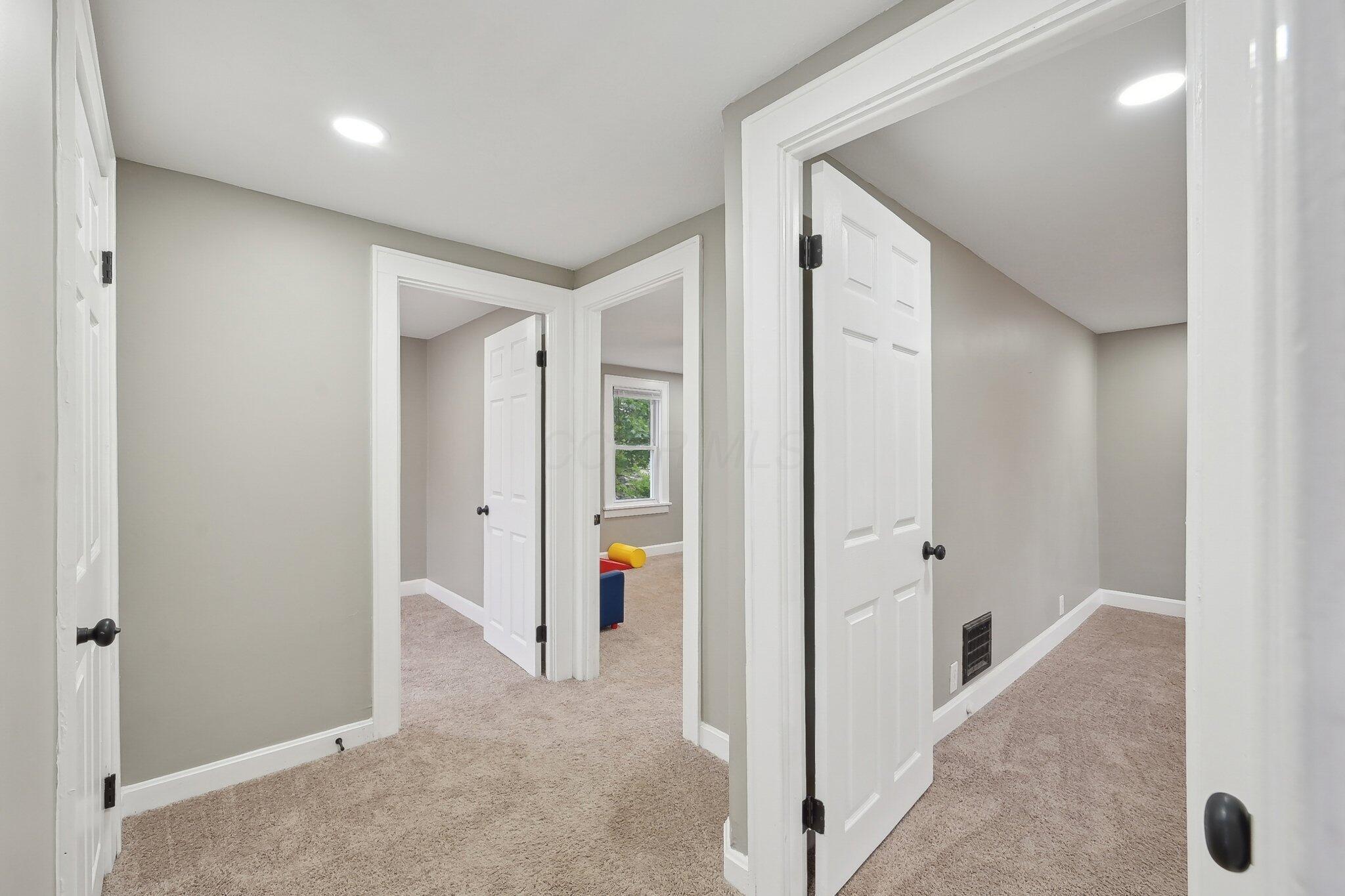 726 Garfield Avenue, Lancaster, Ohio image 34