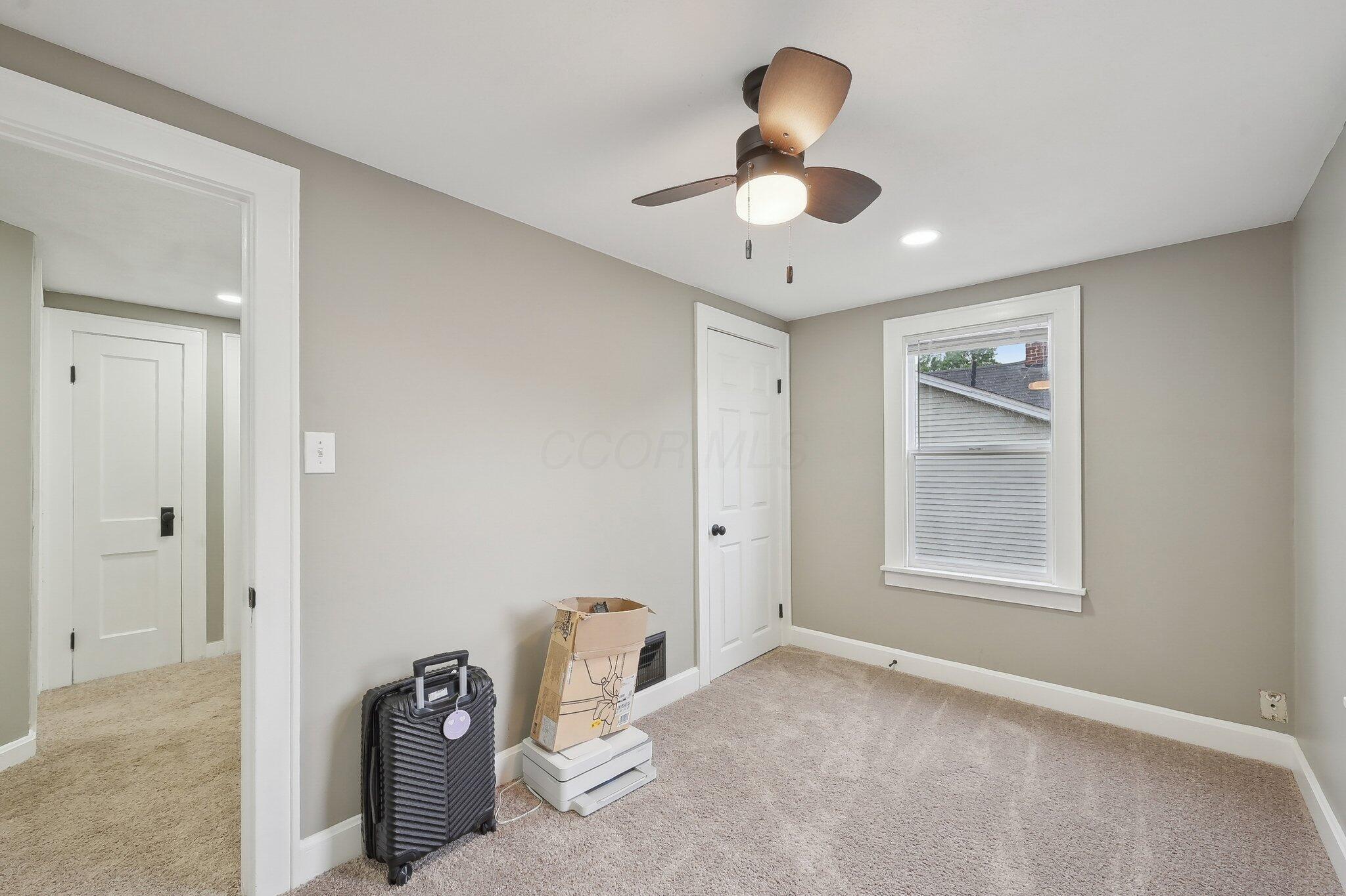 726 Garfield Avenue, Lancaster, Ohio image 39