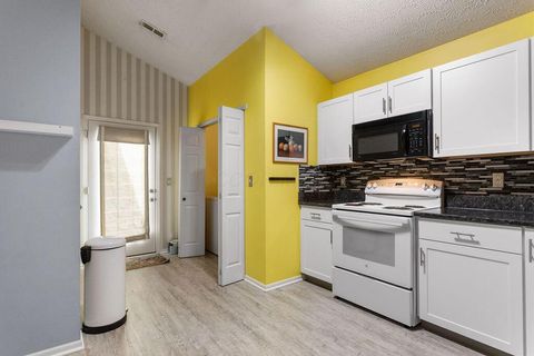 Tiny photo for 4267 Tigertail Lane, Grove City, OH 43123 (MLS # 226002492)