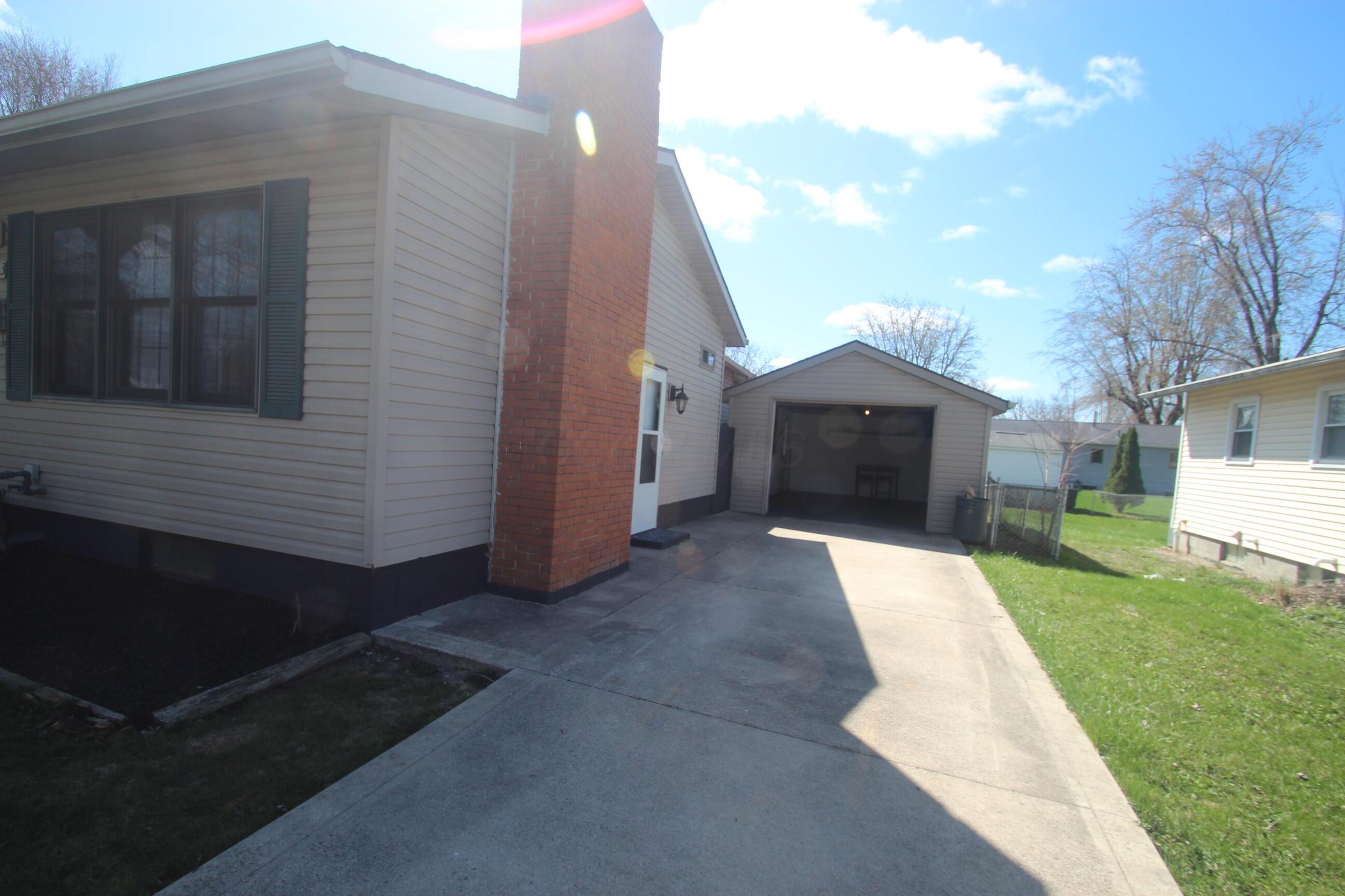 1143 Glenwood Drive, Marion, Ohio image 3