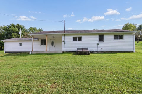 Photo of 17380 Texas Road SE, Heath, OH 43056 (MLS # 226038701)