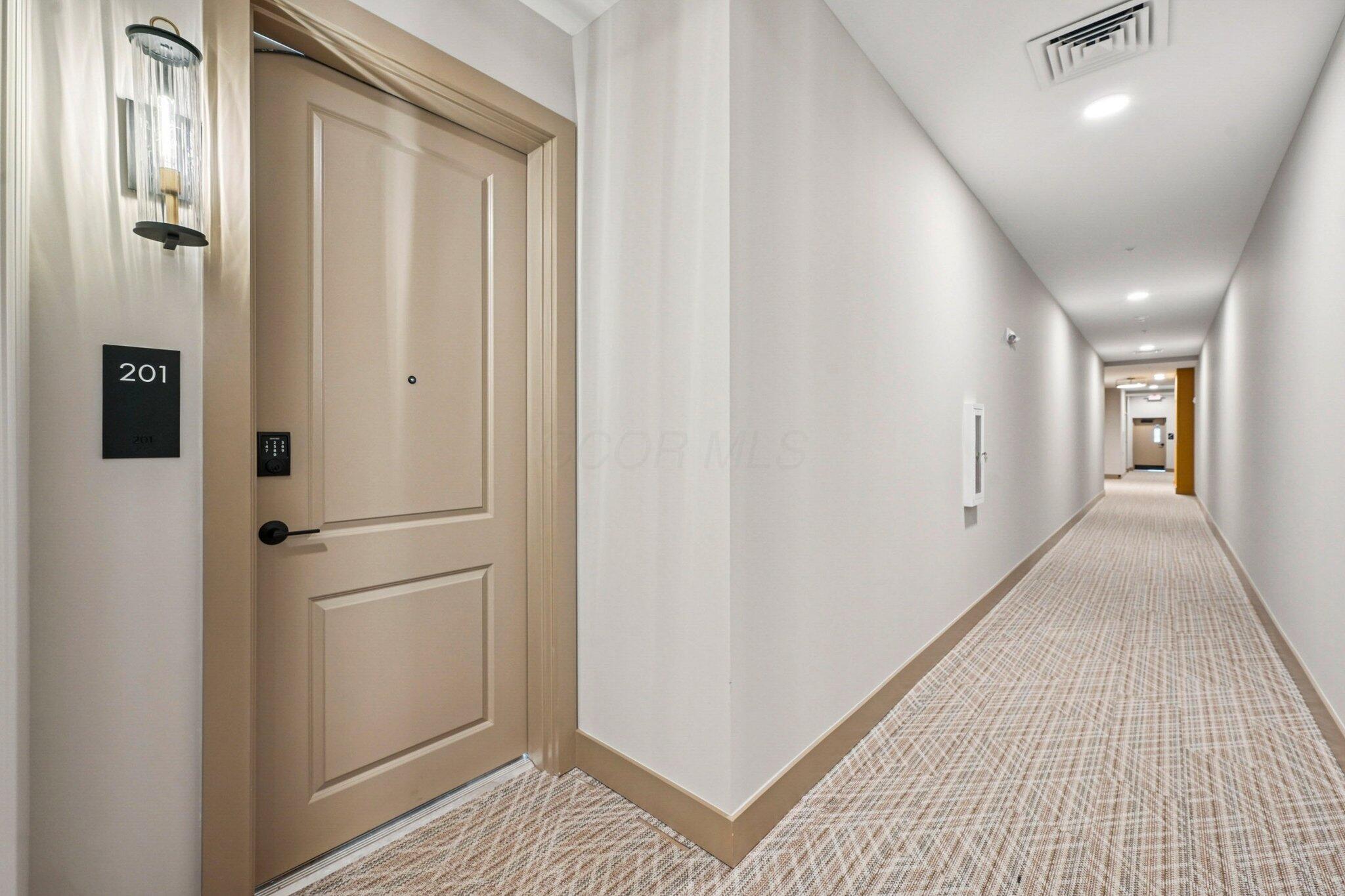 2842 Gunnison Drive 201