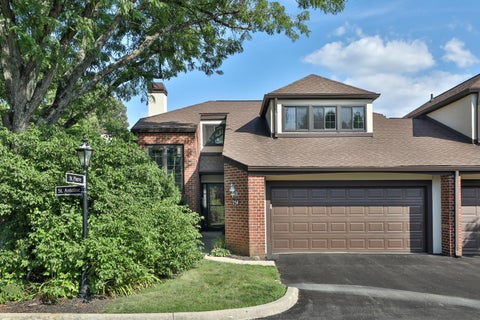 Photo of 254 Saint Antoine Street, Columbus, OH 43085 (MLS # 226025458)