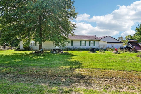 Photo of 8825 Johnstown-Alexandria Road, Johnstown, OH 43031 (MLS # 226037424)
