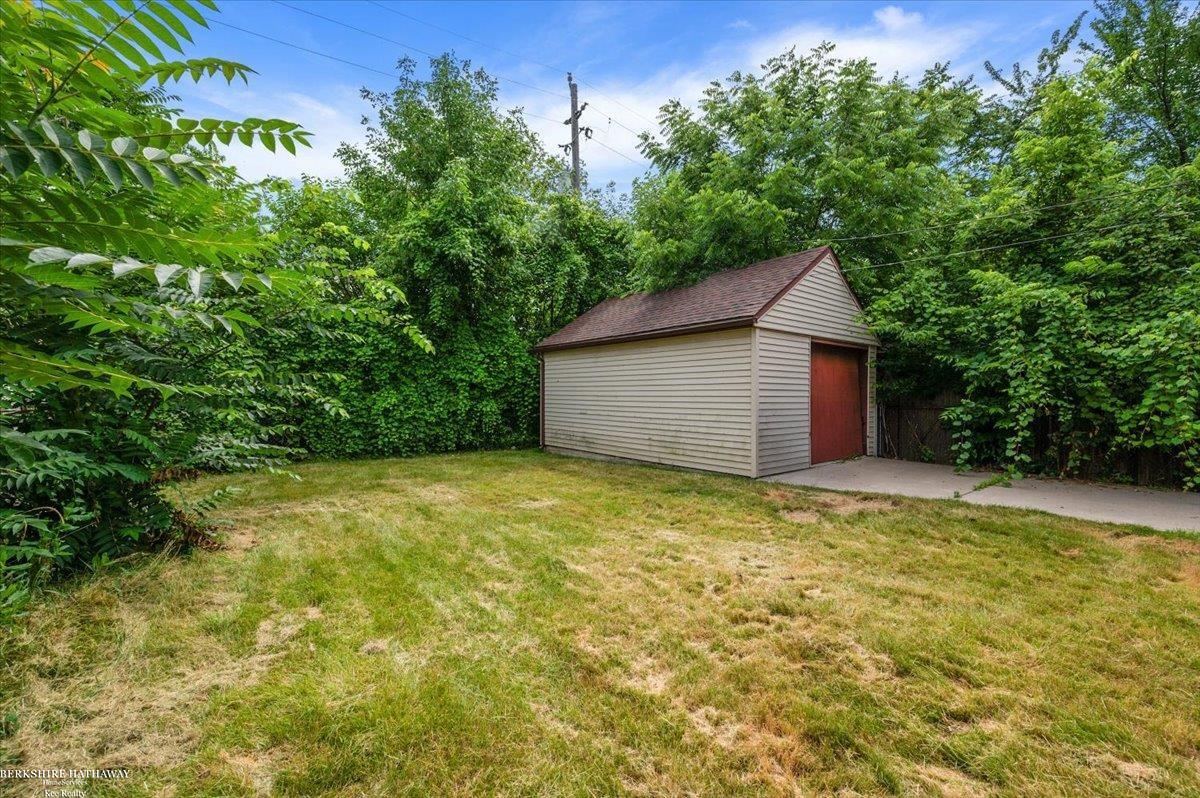 Detroit, Michigan 48224, United States, 4 Bedrooms Bedrooms, ,2 BathroomsBathrooms,Residential,Active,170602