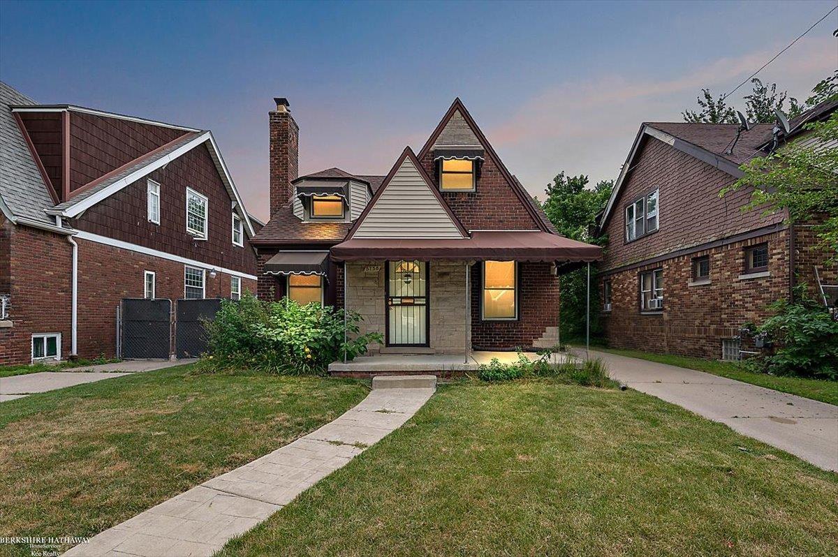 Detroit, Michigan 48224, United States, 4 Bedrooms Bedrooms, ,2 BathroomsBathrooms,Residential,Active,170602