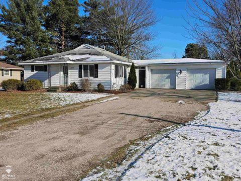 A home in Owosso