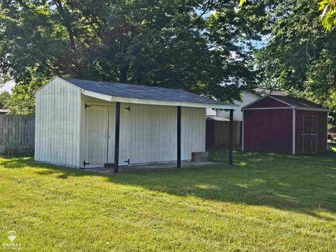 A home in Owosso