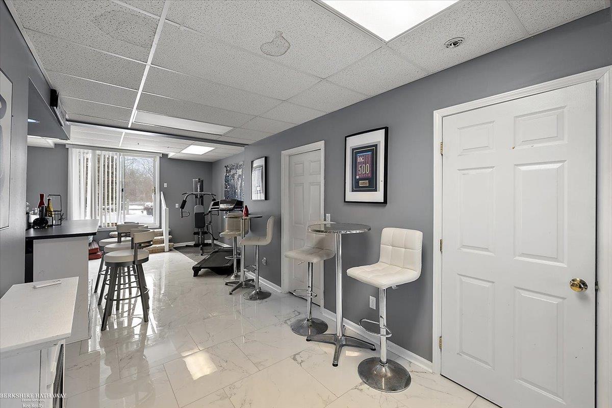 Clinton Township, Michigan 48038, United States, 3 Bedrooms Bedrooms, ,4 BathroomsBathrooms,Residential,Active,988