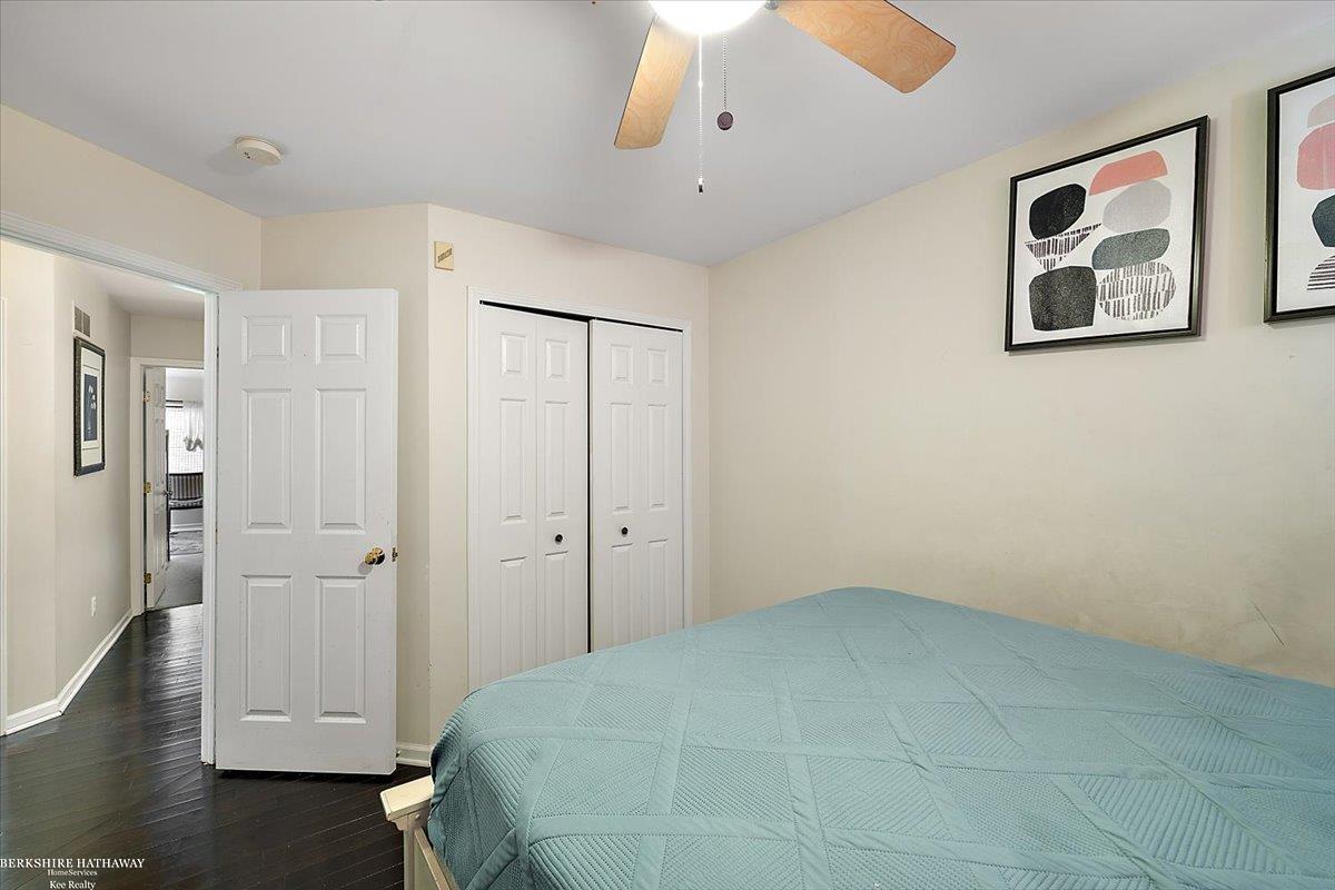 Clinton Township, Michigan 48038, United States, 3 Bedrooms Bedrooms, ,4 BathroomsBathrooms,Residential,Active,988