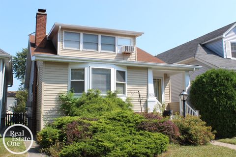 A home in Grosse Pointe Park