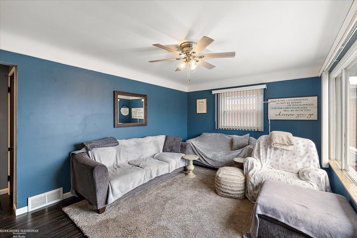 Eastpointe, Michigan 48021, United States, 3 Bedrooms Bedrooms, ,1 BathroomBathrooms,Residential,Pending,114556