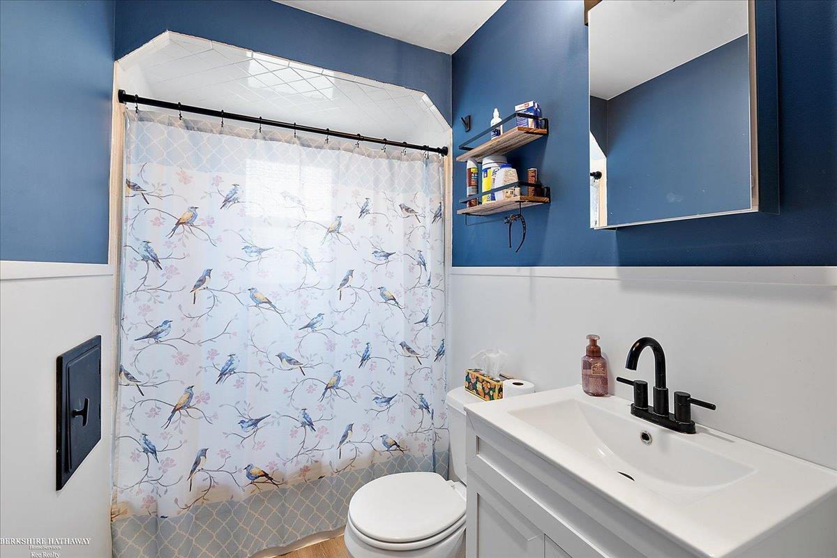 Eastpointe, Michigan 48021, United States, 3 Bedrooms Bedrooms, ,1 BathroomBathrooms,Residential,Pending,114556