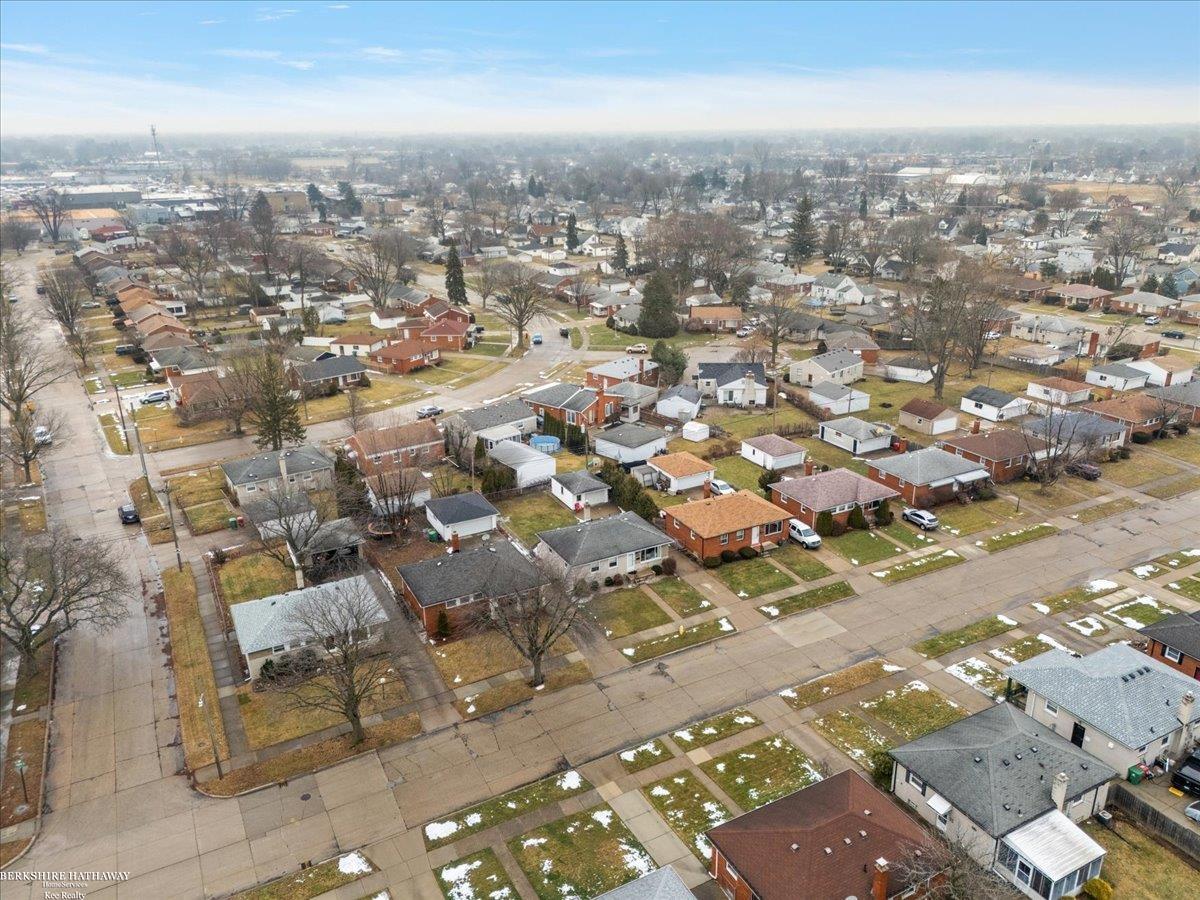 Eastpointe, Michigan 48021, United States, 3 Bedrooms Bedrooms, ,1 BathroomBathrooms,Residential,Pending,114556