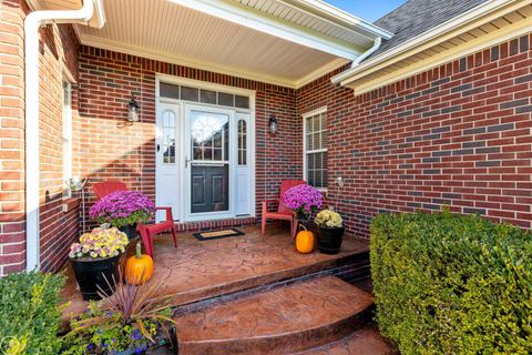 A home in New Baltimore