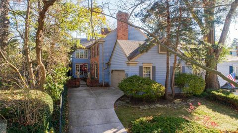 A home in Grosse Pointe Farms