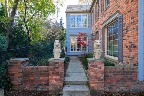 A home in Grosse Pointe Farms