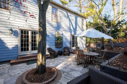 A home in Grosse Pointe Farms