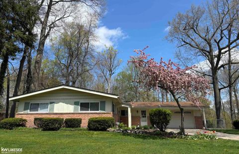 8941 Timberline Drive Shelby Twp MI 48316