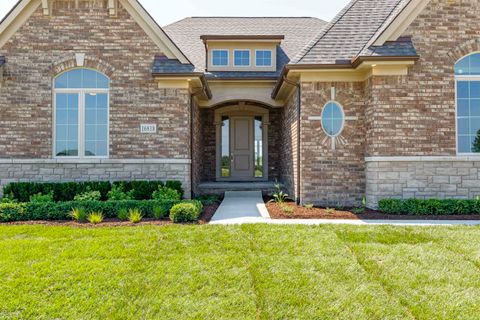 A home in Commerce Twp