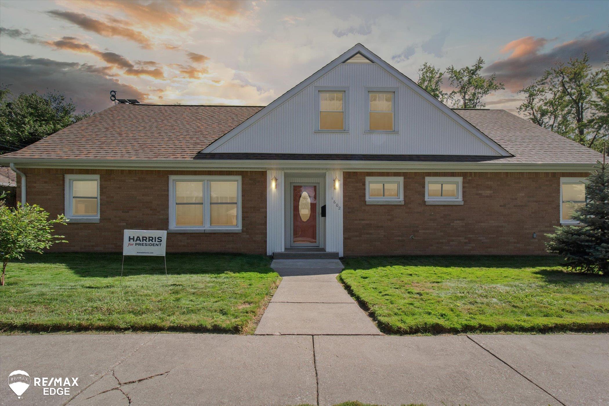 View Flint, MI 48503 house