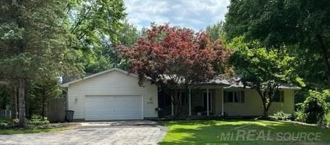 A home in Lapeer