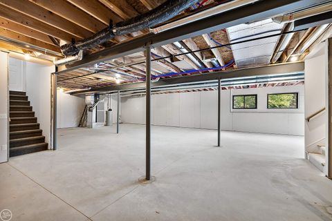 listing image 80