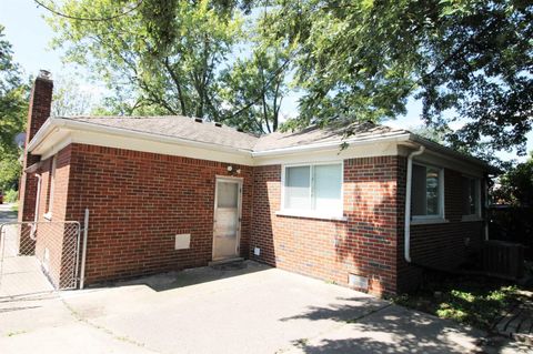 A home in Harper Woods