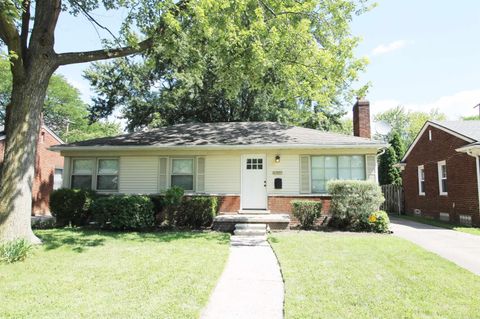 A home in Harper Woods