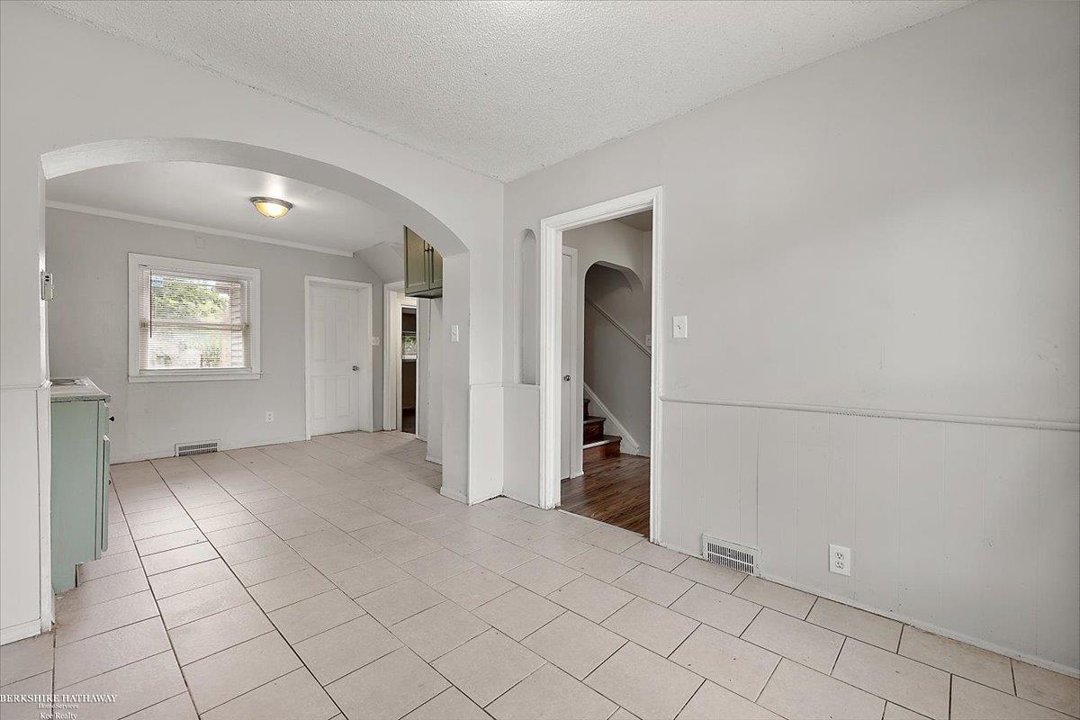 Detroit, Michigan 48224, United States, 4 Bedrooms Bedrooms, ,2 BathroomsBathrooms,Residential,Active,185969