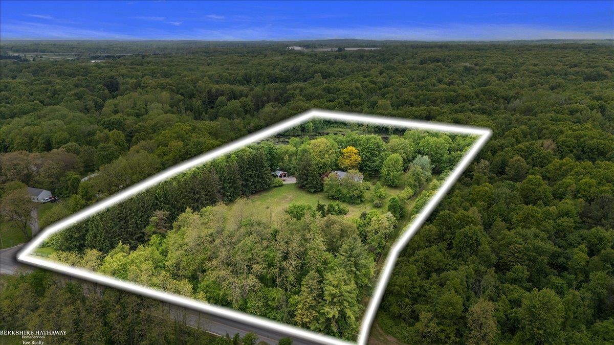 Bruce, Michigan 48065, United States, 4 Bedrooms Bedrooms, ,3 BathroomsBathrooms,Residential,Active,141850