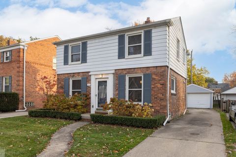 A home in Grosse Pointe Woods