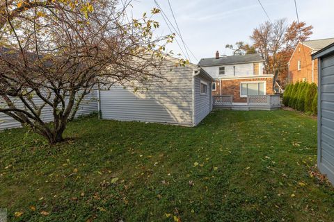 A home in Grosse Pointe Woods