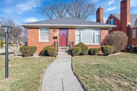 A home in Harper Woods