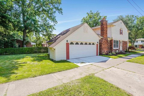 A home in Grosse Pointe Woods