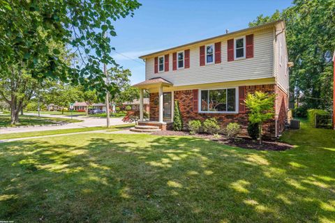 A home in Grosse Pointe Woods