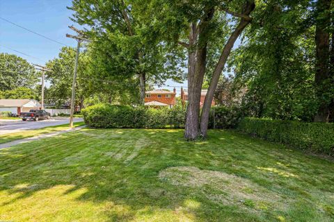 A home in Grosse Pointe Woods