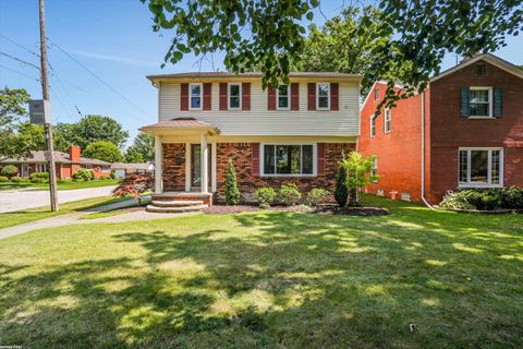 A home in Grosse Pointe Woods