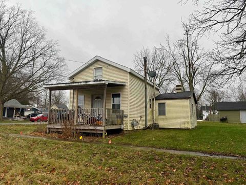 A home in Maple Rapids