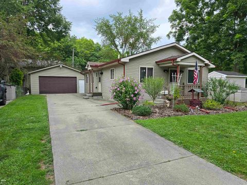 A home in Mount Clemens