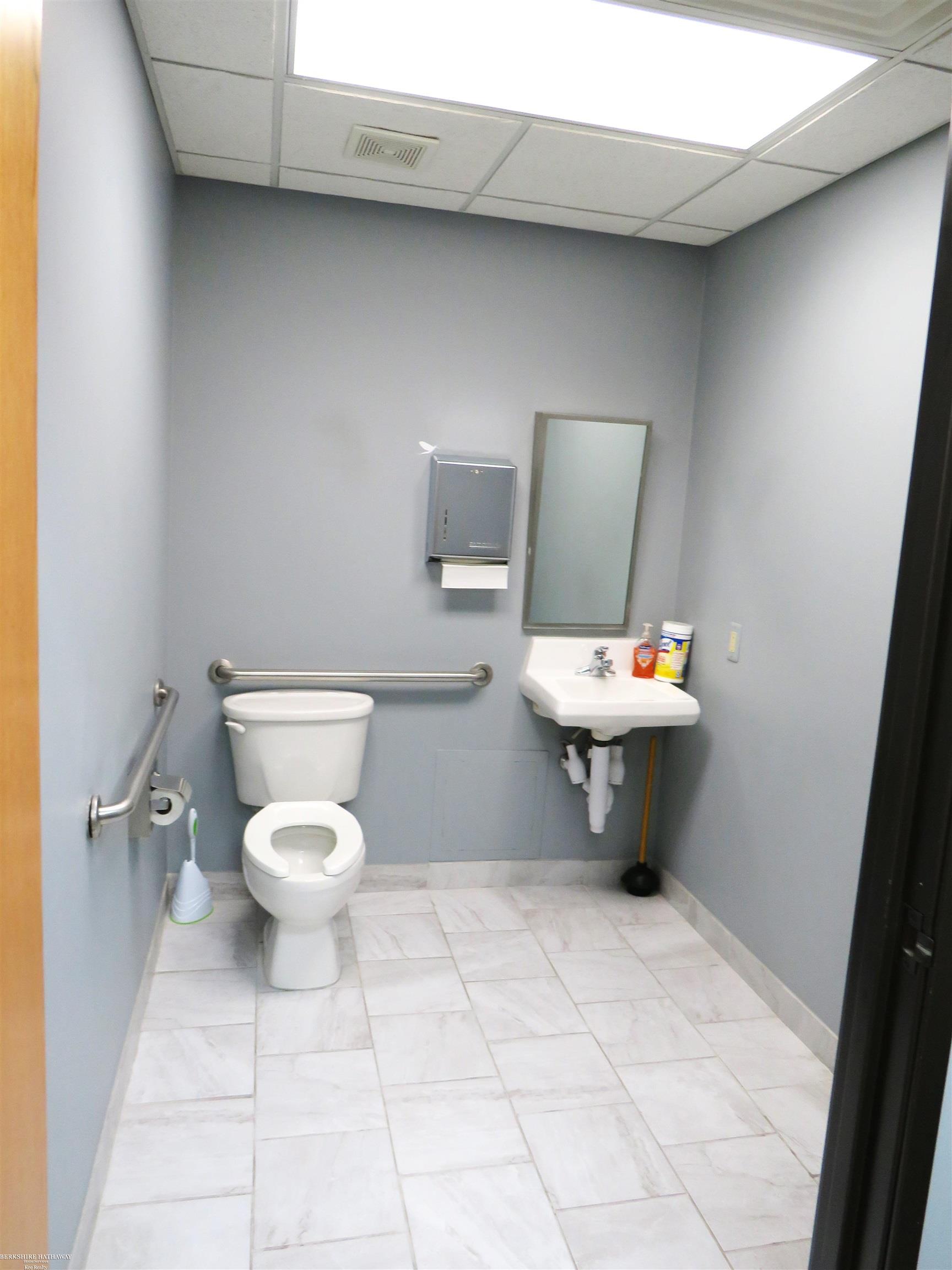 New Baltimore, Michigan 48047, United States, ,Residential,Active,32161