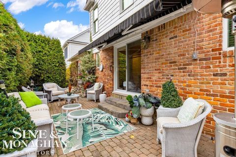 A home in Grosse Pointe Woods