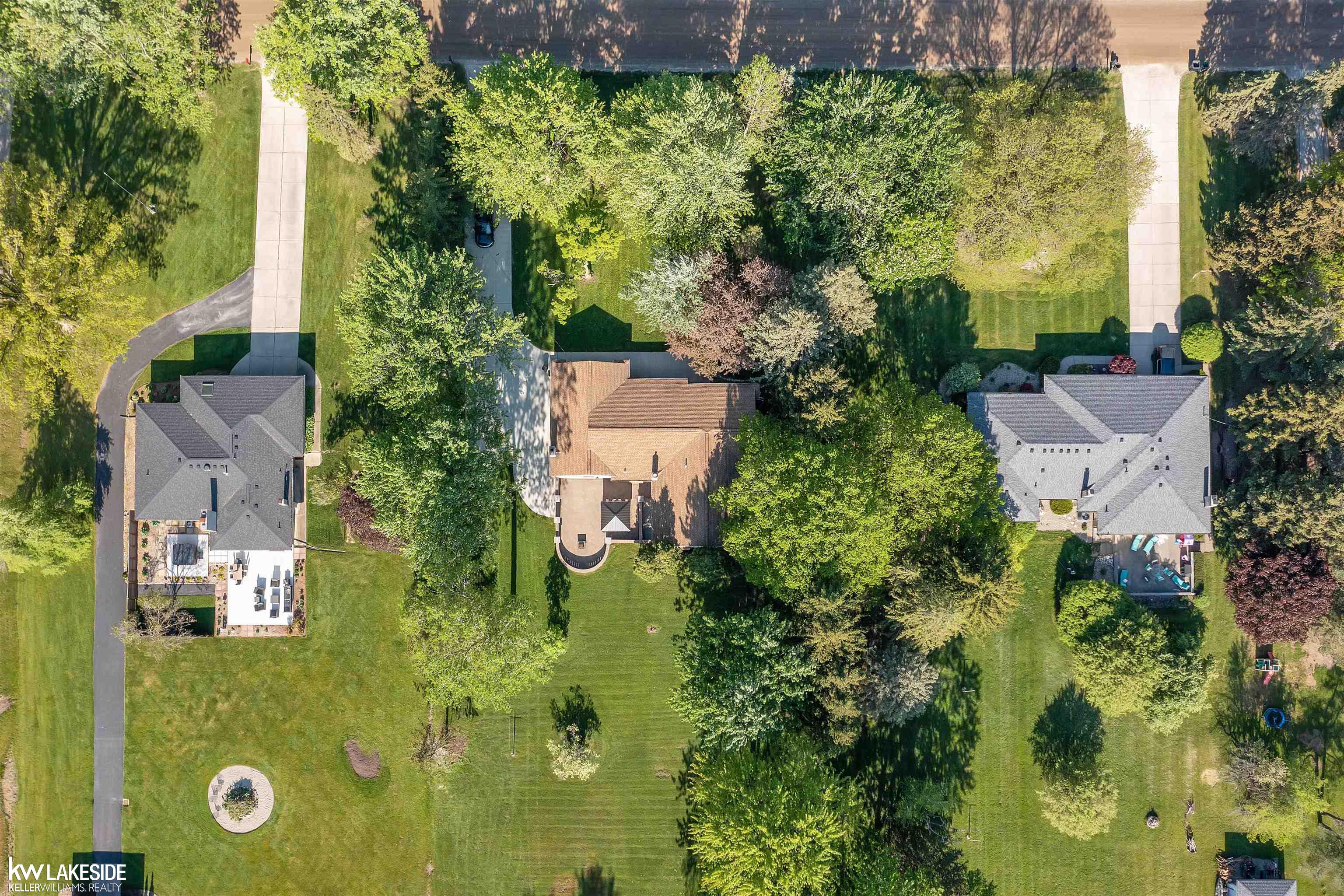 Photo 54 of 66 of 3580 Fernleigh Dr. house
