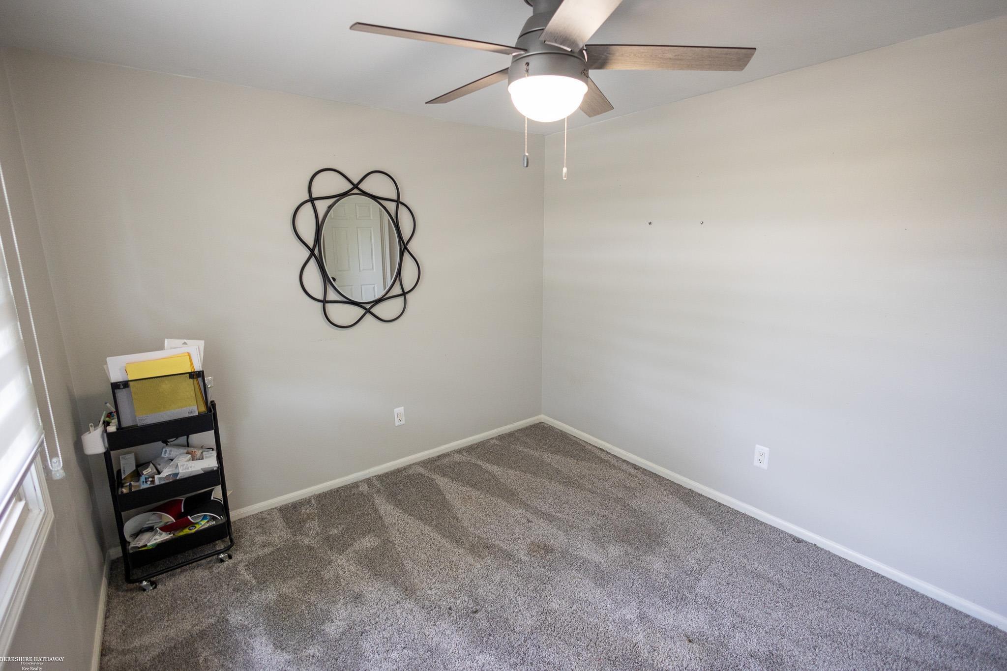 Novi, Michigan 48375, United States, 4 Bedrooms Bedrooms, ,3 BathroomsBathrooms,Residential,Pending,150322