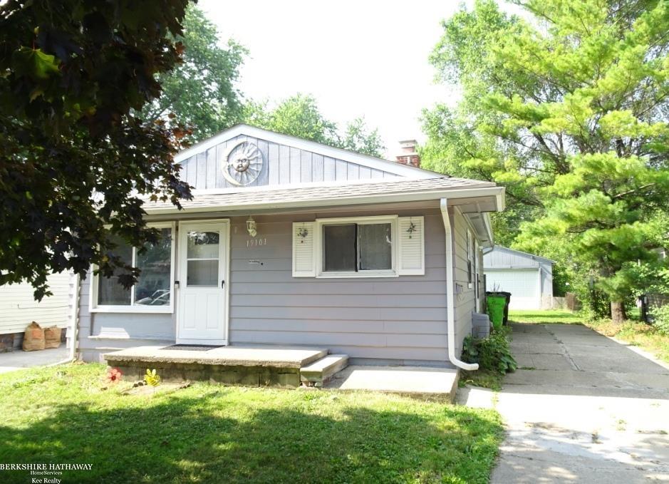 Roseville, Michigan 48066, United States, 3 Bedrooms Bedrooms, ,1 BathroomBathrooms,Residential,Active,174545