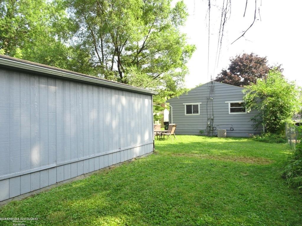 Roseville, Michigan 48066, United States, 3 Bedrooms Bedrooms, ,1 BathroomBathrooms,Residential,Active,174545