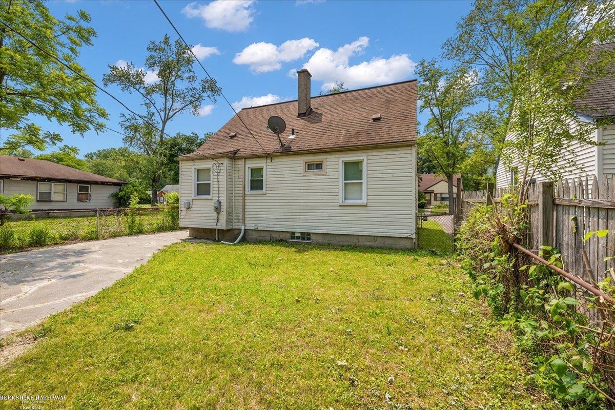 Detroit, Michigan 48219, United States, 3 Bedrooms Bedrooms, ,1 BathroomBathrooms,Residential,Active,144397