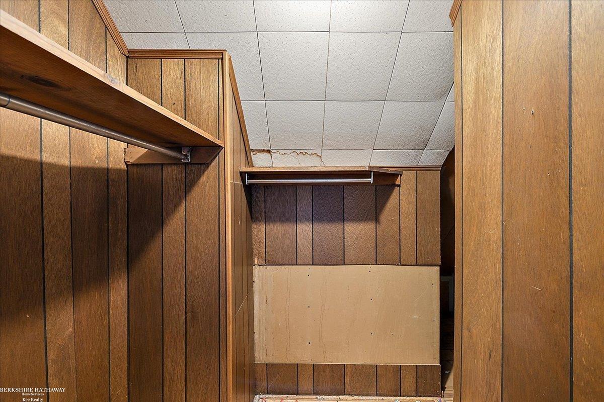 Detroit, Michigan 48219, United States, 3 Bedrooms Bedrooms, ,1 BathroomBathrooms,Residential,Active,144397