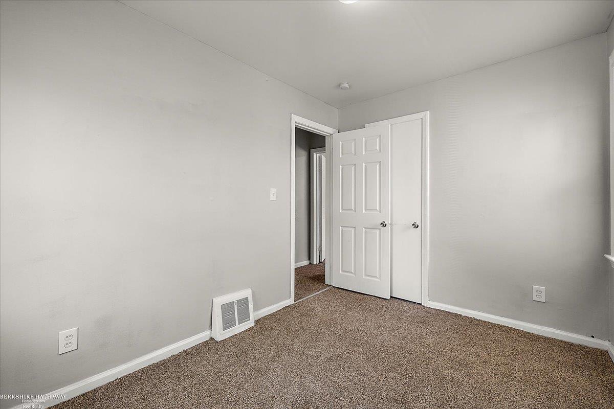 Detroit, Michigan 48219, United States, 3 Bedrooms Bedrooms, ,1 BathroomBathrooms,Residential,Active,144397