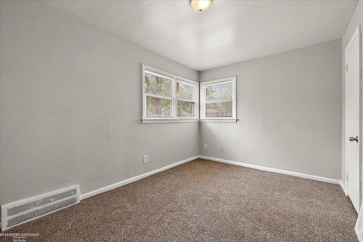 Detroit, Michigan 48219, United States, 3 Bedrooms Bedrooms, ,1 BathroomBathrooms,Residential,Active,144397